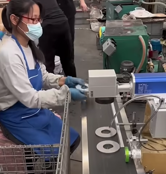 Automated laser marking machin